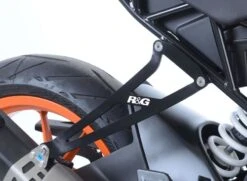 R&G EH0080BK Uitlaatsteun Zwart KTM RC125 17- / RC390 17-